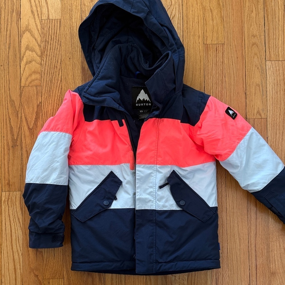 Burton sz 6/7 Kids Tri-Tone Puffer Jacket‎ - Navy, Coral, and White great cond